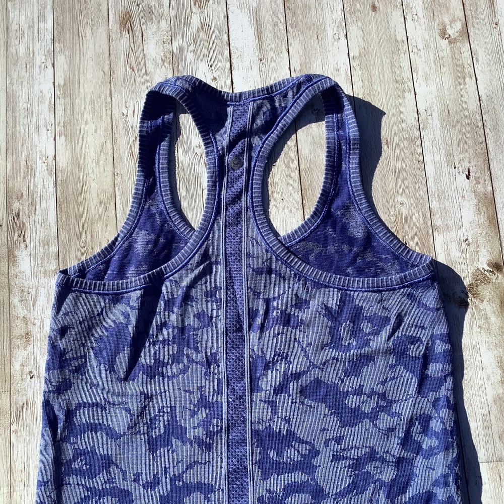 Lululemon Swiftly Tech Racerback Light Blue Size 6 - Picture 7 of 14